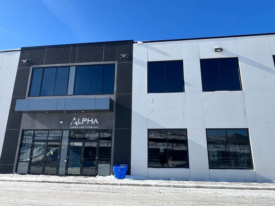 45 Eric T Smith Way, Unit 17, Aurora